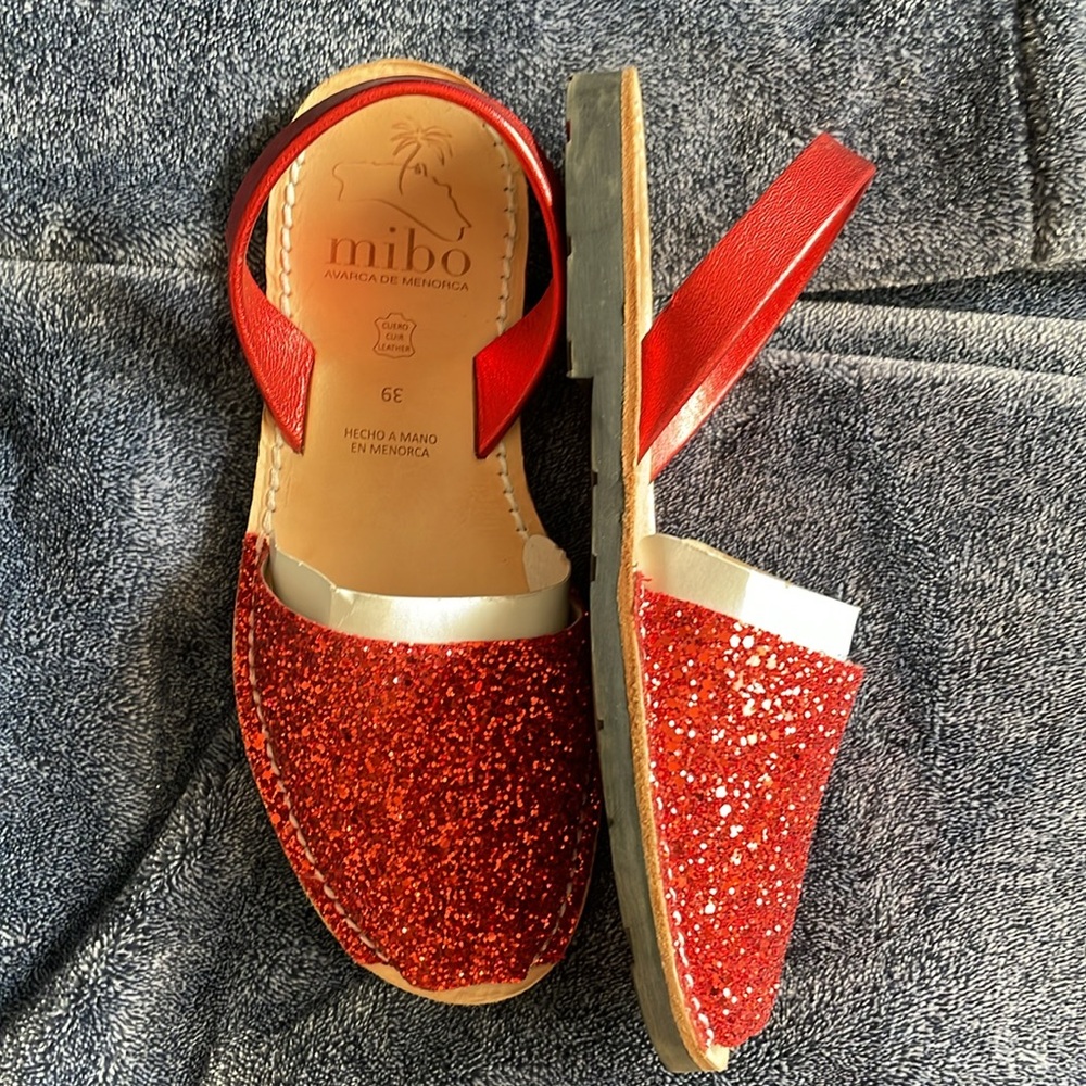 Mibo Red glitter Sandals size 39 - Picture 2 of 3